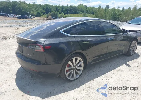2018 Tesla Model 3 Long Range/Performance z USA, uszkodzony, nr VIN 5YJ3E1EB4JF188104